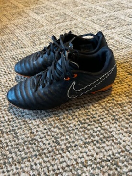 Nike Other - Nike Tempo Soccer Cleats